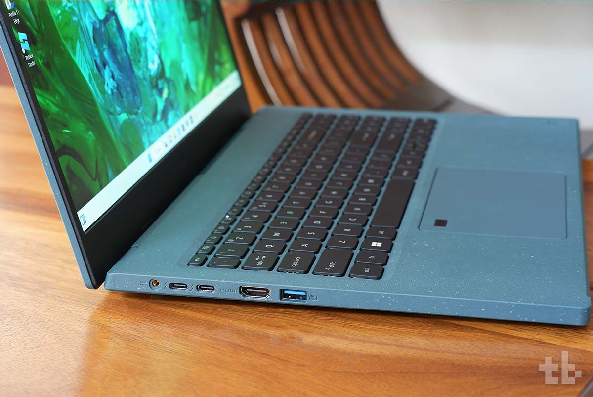 Acer Aspire Vero 15 AV15-53P ports