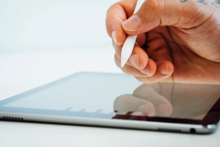 Apple developing two new Apple Pencil models for next year apple pencil