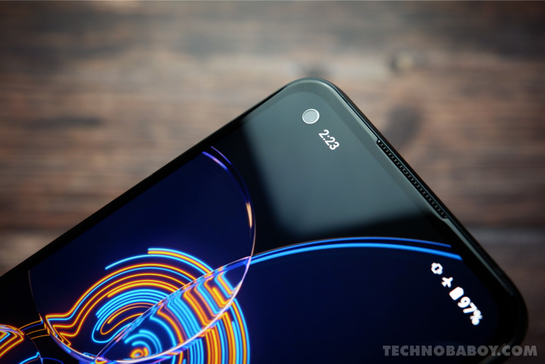 ASUS Zenfone 8 review - selfie camera