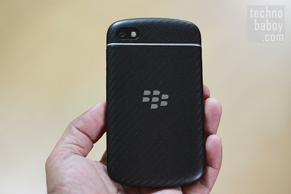 BlackBerry Q10 - Back