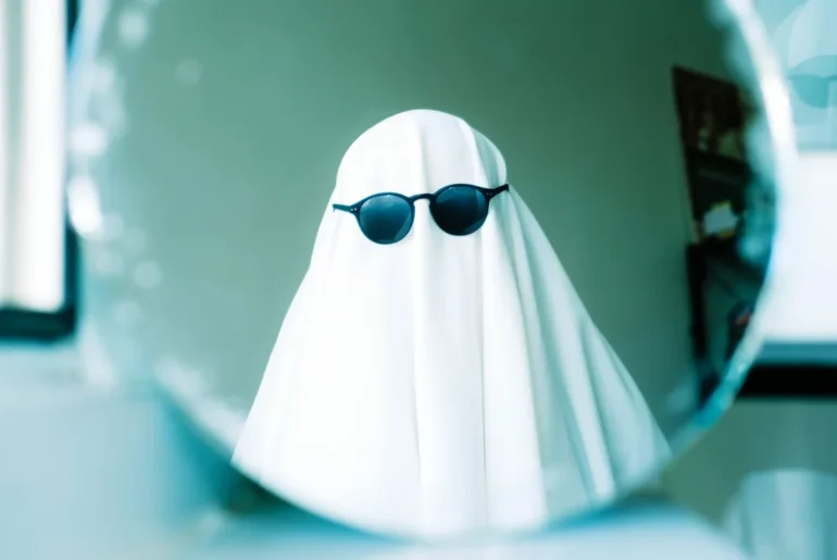 Ombudsman starts ghost internet probe, DICT vows transparency ghost with sun glasses