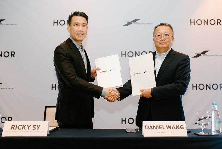 Honor Philippines Contract Signing