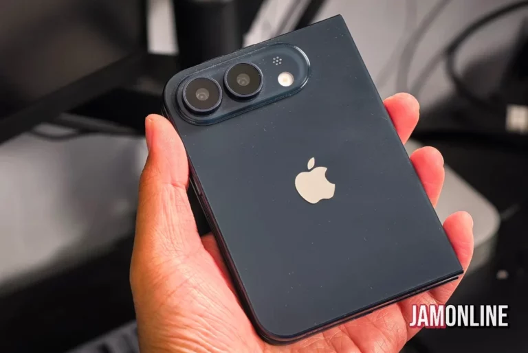 iPhone 18 Fold dummy shows wide tablet-like design iphone 18 fold from Jamonline
