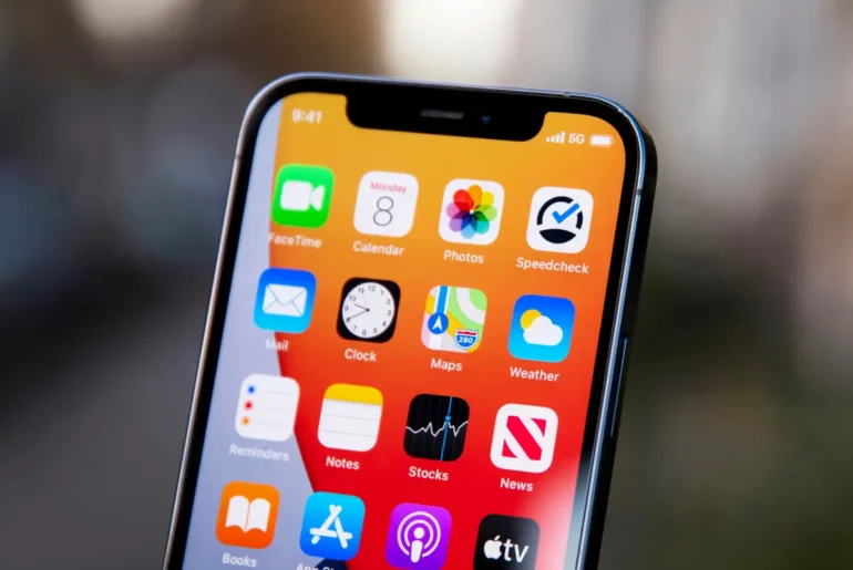 iPhone 5G Signal