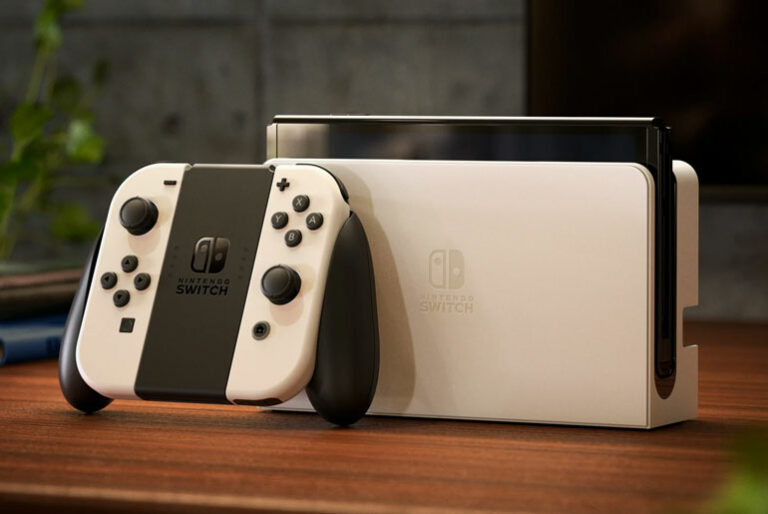 Nintendo Switch (OLED Model)