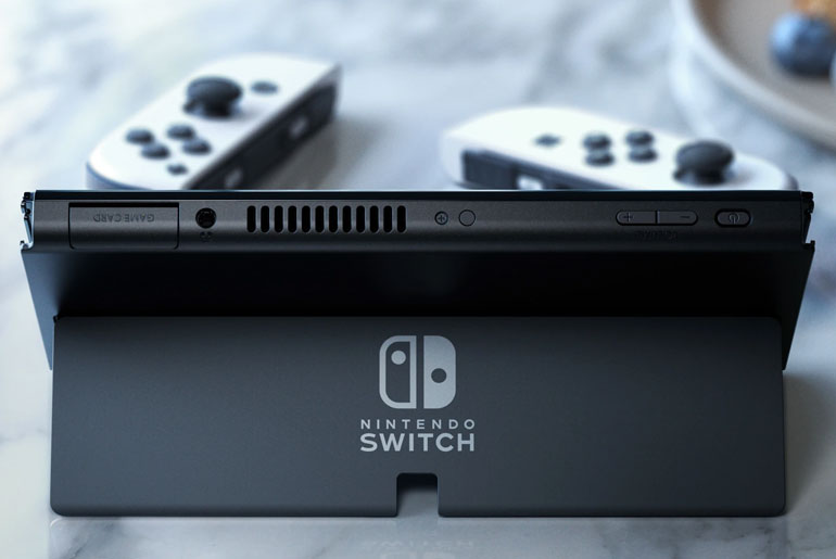 Nintendo Switch (OLED Model)