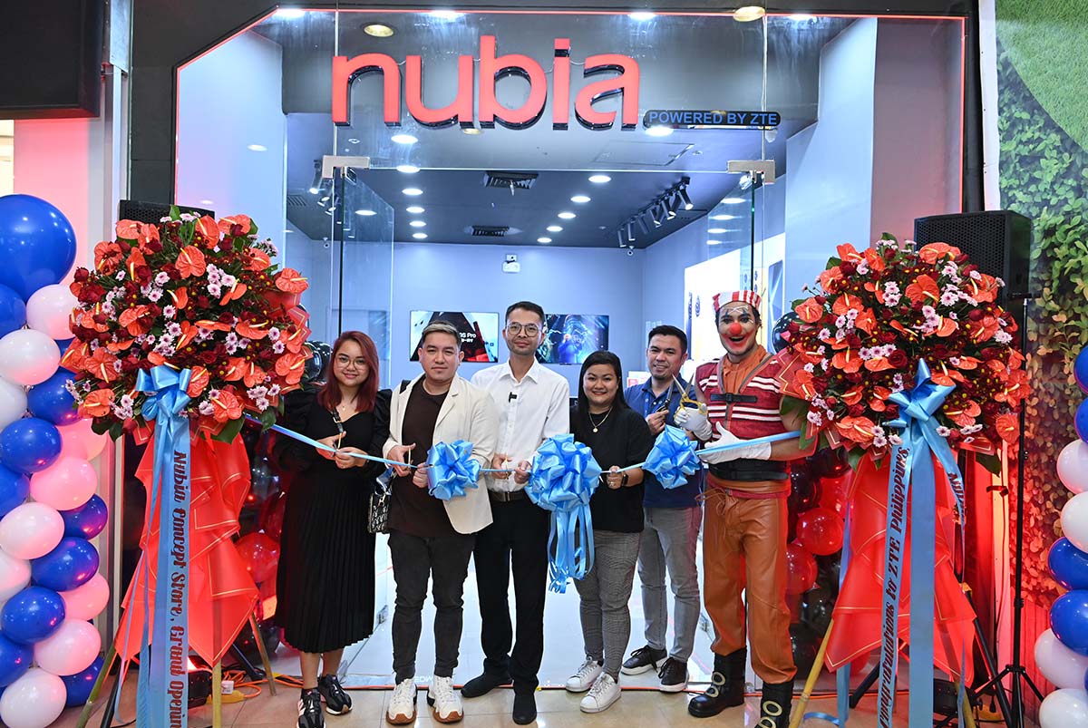 nubia Concept Store Ribbon Cutting