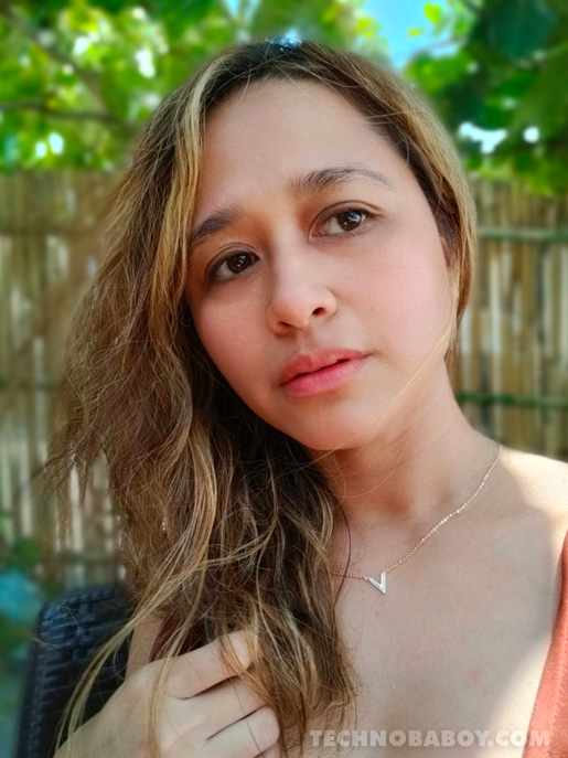 realme 9 4G selfie sample