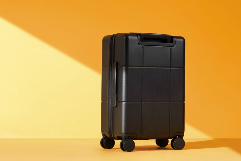 realme adventurer luggage