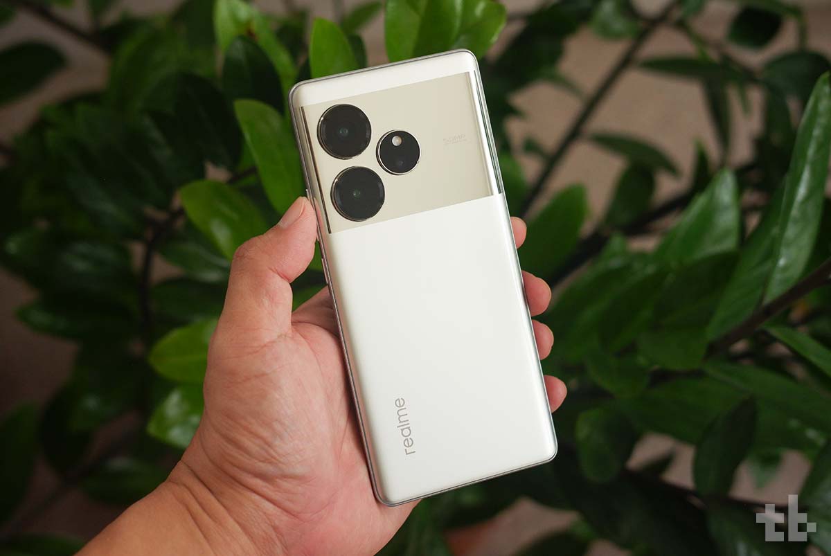 realme GT 6