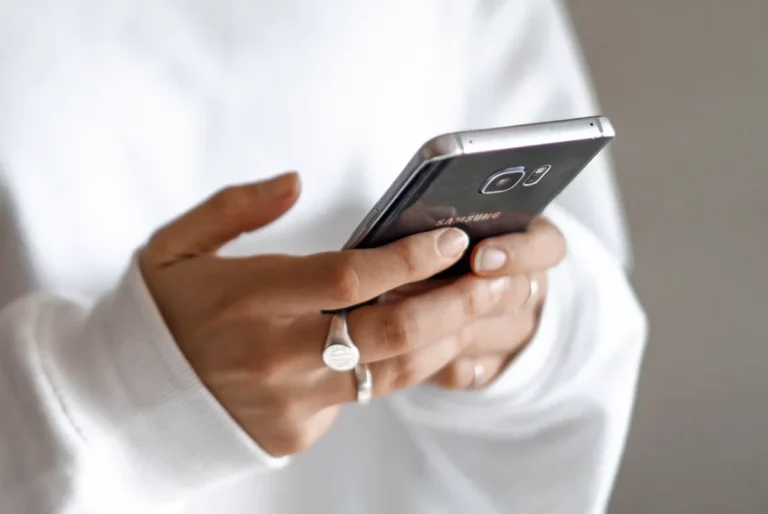 Budget smartphones collapse as memory costs surge, report says samsung smartphone