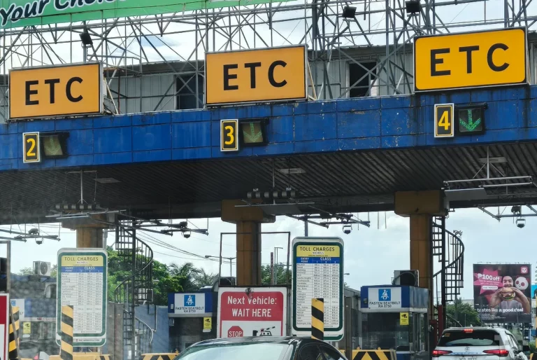Slex toll booths