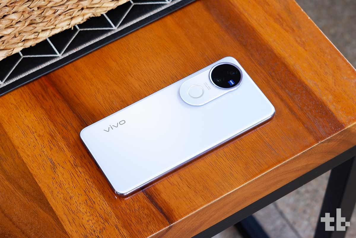 vivo V50 review
