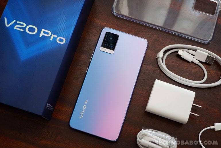 vivo V20 Pro Review - Unboxing and First Impressions