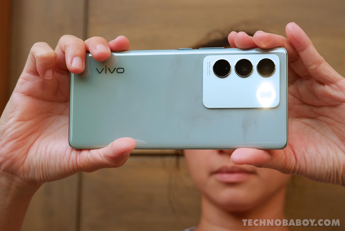 vivo V27 5G First look and initial review